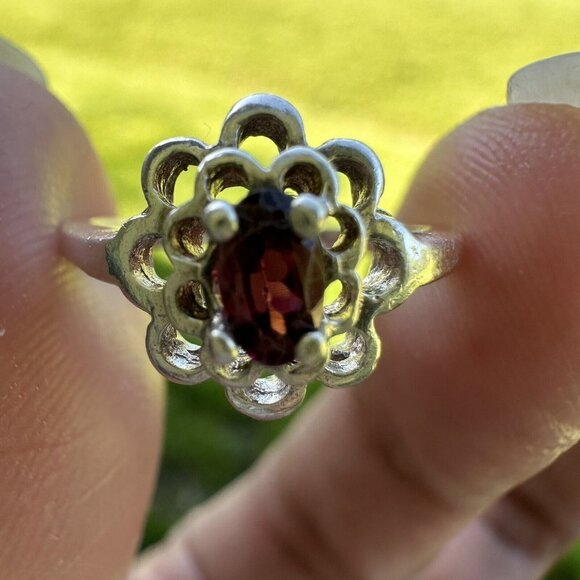 VTG Accent Ring Size 6 Purple Amethyst Gem Blooming‎ Flower 925 Sterling 2.1g - Picture 11 of 12